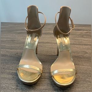MICHAEL KORS Designer platform sandals.